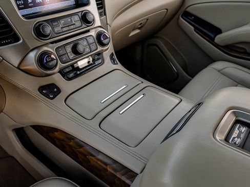 Used 2019 GMC Yukon Denali w/ Open Road Package image 27