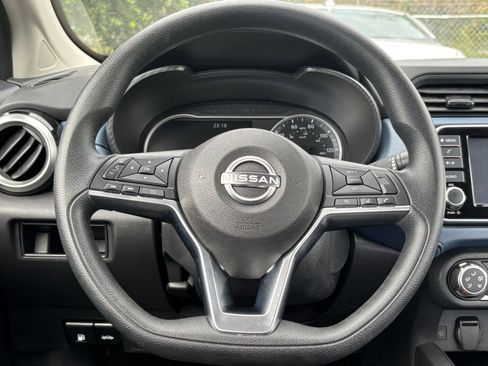 Used 2025 Nissan Versa SV FWD image 25