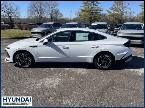 New 2026 Hyundai Sonata SEL FWD image 4