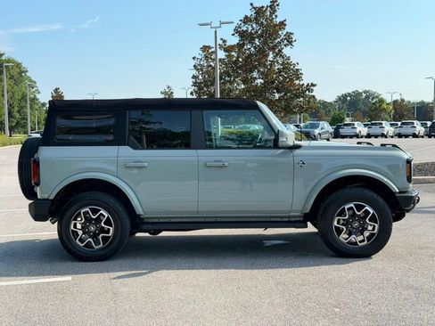 Used 2024 Ford Bronco Outer Banks AWD/4WD image 6