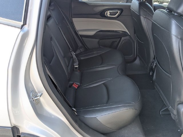 Used 2025 Jeep Compass Limited AWD/4WD image 19