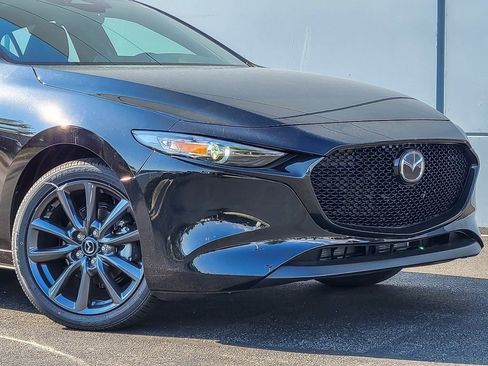 Used 2025 MAZDA MAZDA3 s image 2