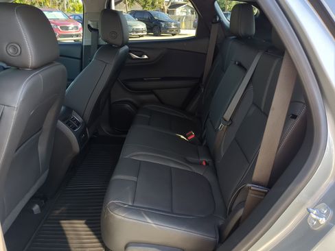 Used 2025 Chevrolet Blazer LT image 14