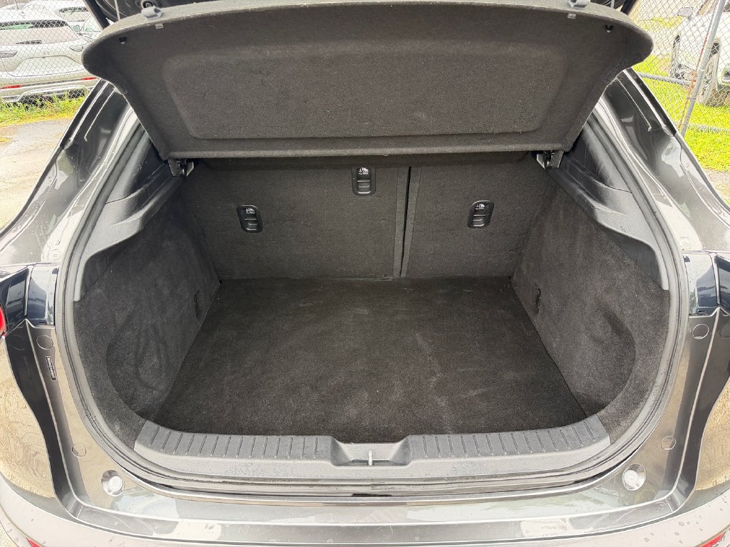 Used 2020 MAZDA CX-30 FWD w/ Select Package image 15