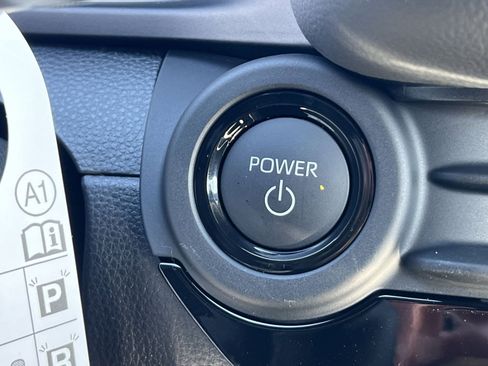 New 2025 Toyota Crown Signia image 27