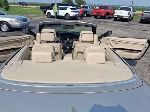 Used 2012 BMW 328i Convertible RWD image 64
