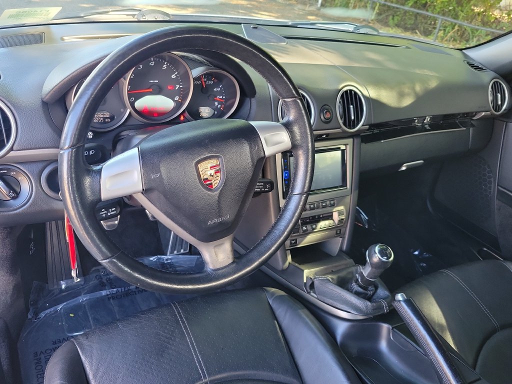 Used 2005 Porsche Boxster RWD image 16