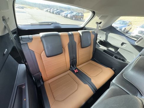 Used 2019 Volkswagen Atlas SEL Premium image 32