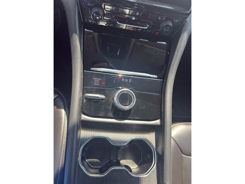 Used 2024 Jeep Grand Cherokee Limited AWD/4WD image 22