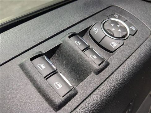 Used 2019 Ford F150 Lariat image 7