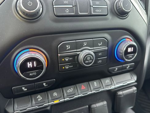 Used 2022 Chevrolet Silverado 1500 RST w/ Convenience Package II image 27