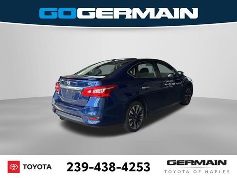 Used 2019 Nissan Sentra SR FWD image 10