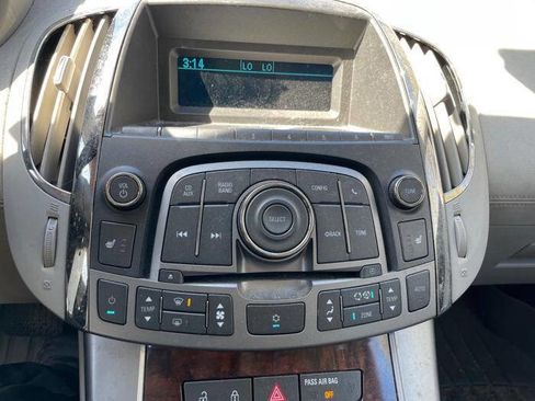 Used 2011 Buick LaCrosse CXL FWD image 35