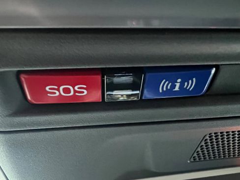 Certified 2025 Subaru Crosstrek 2.0i Premium image 20