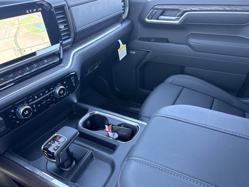 New 2026 GMC Sierra 1500 SLT w/ SLT Premium Plus Package image 24