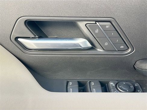 New 2026 GMC Hummer EV 4x4 Crew Cab image 13