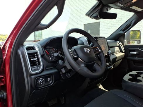 Used 2026 RAM 2500 Big Horn AWD/4WD image 5