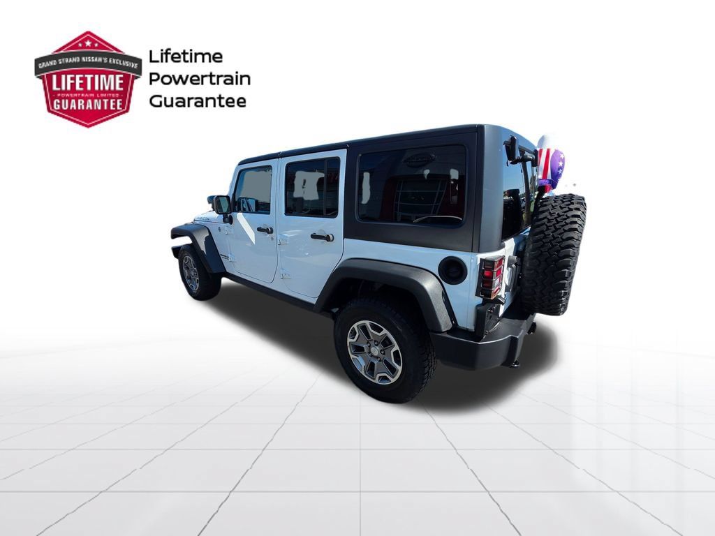 Used 2017 Jeep Wrangler Unlimited Rubicon w/ Connectivity Group AWD/4WD image 3