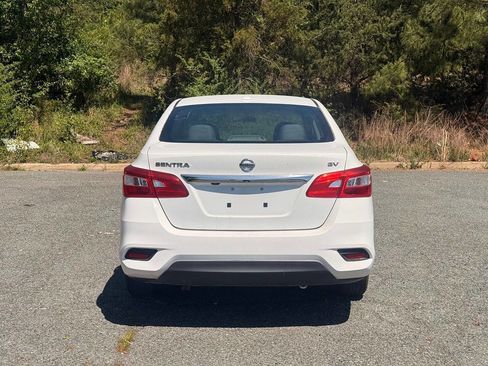 Used 2017 Nissan Sentra SV FWD image 6