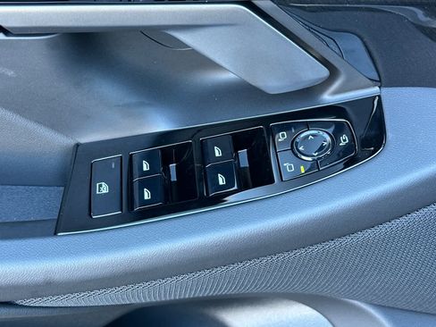 New 2026 BMW 530i RWD image 14