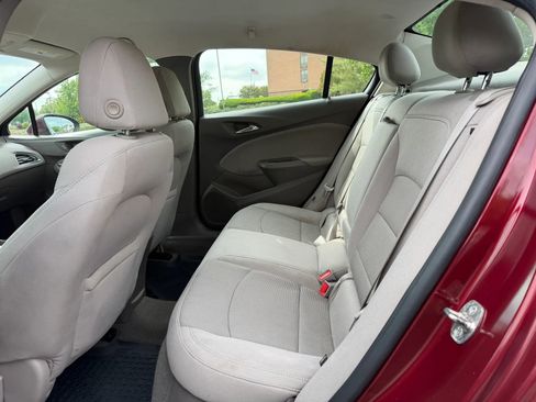 Used 2016 Chevrolet Cruze LT w/ Convenience Package FWD image 6
