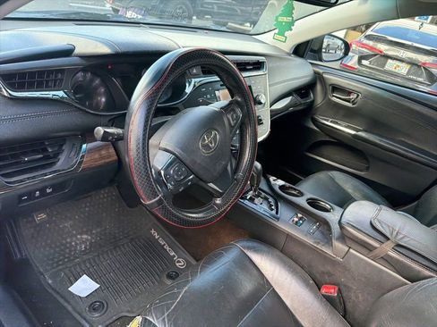 Used 2013 Toyota Avalon image 9