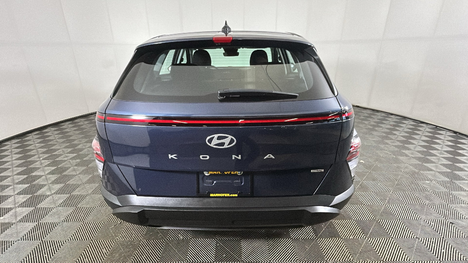 Certified 2025 Hyundai Kona SE AWD/4WD image 4