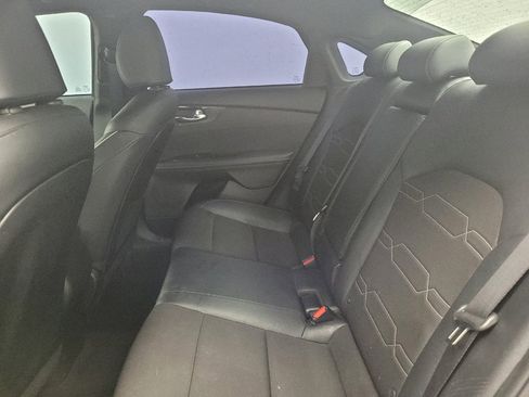 Used 2024 Kia Forte GT-Line w/ GT-Line Premium Package FWD image 18