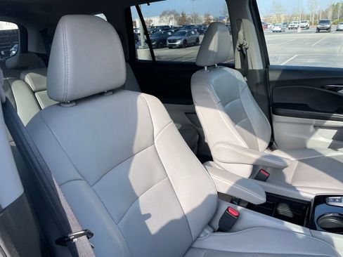 Used 2016 Honda Pilot Touring image 33