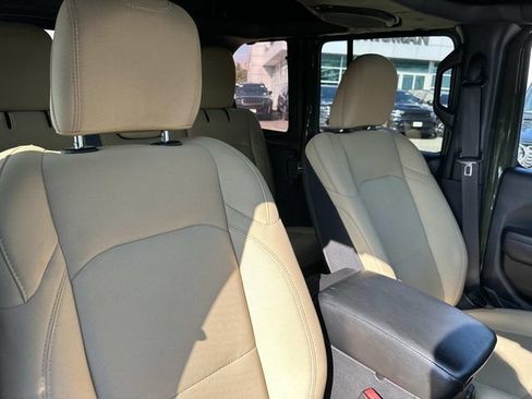 Used 2022 Jeep Wrangler Unlimited Sport AWD/4WD image 11