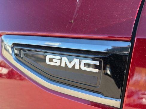 Used 2022 GMC Yukon AT4 image 31