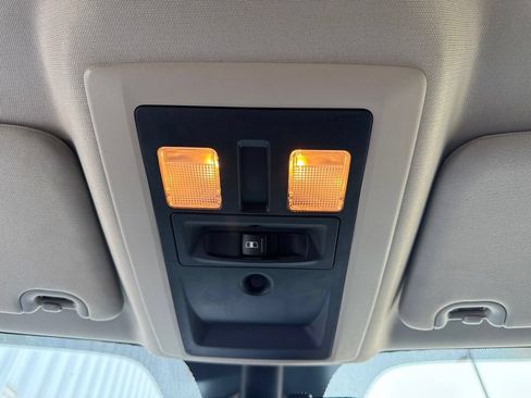 Used 2016 RAM 3500 SLT w/ Cold Weather Group AWD/4WD image 33