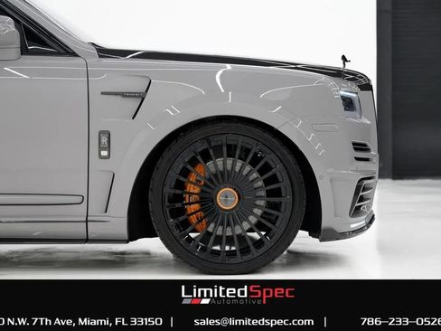 Used 2023 Rolls-Royce Cullinan Black Badge w/ Driver's Package AWD/4WD image 9