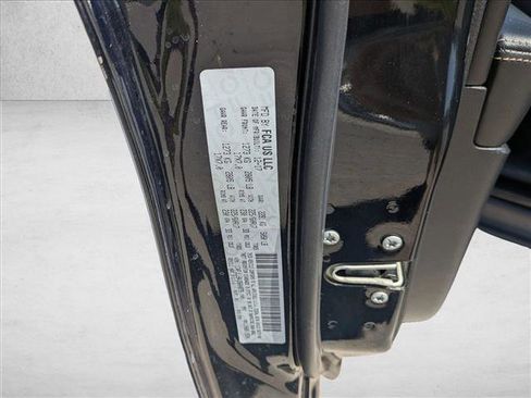 Used 2018 Jeep Cherokee Latitude Plus image 24