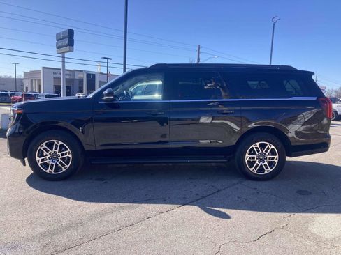 Used 2025 Ford Expedition Max Active image 8