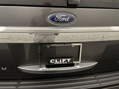 Used 2017 Ford Expedition Max Platinum AWD/4WD image 25