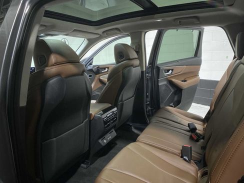 Used 2024 Acura MDX SH-AWD w/ Technology Package image 12