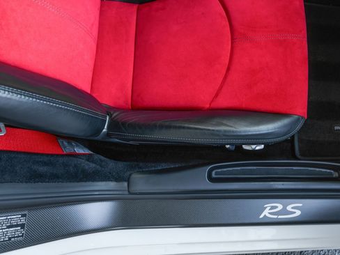 Used 2011 Porsche 911 GT2 RS image 22