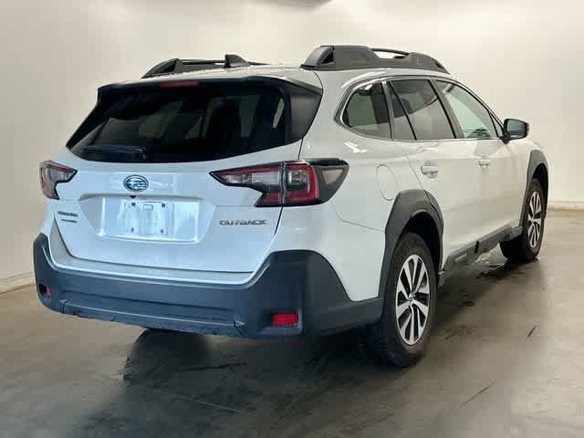 Used 2024 Subaru Outback Premium AWD/4WD image 23