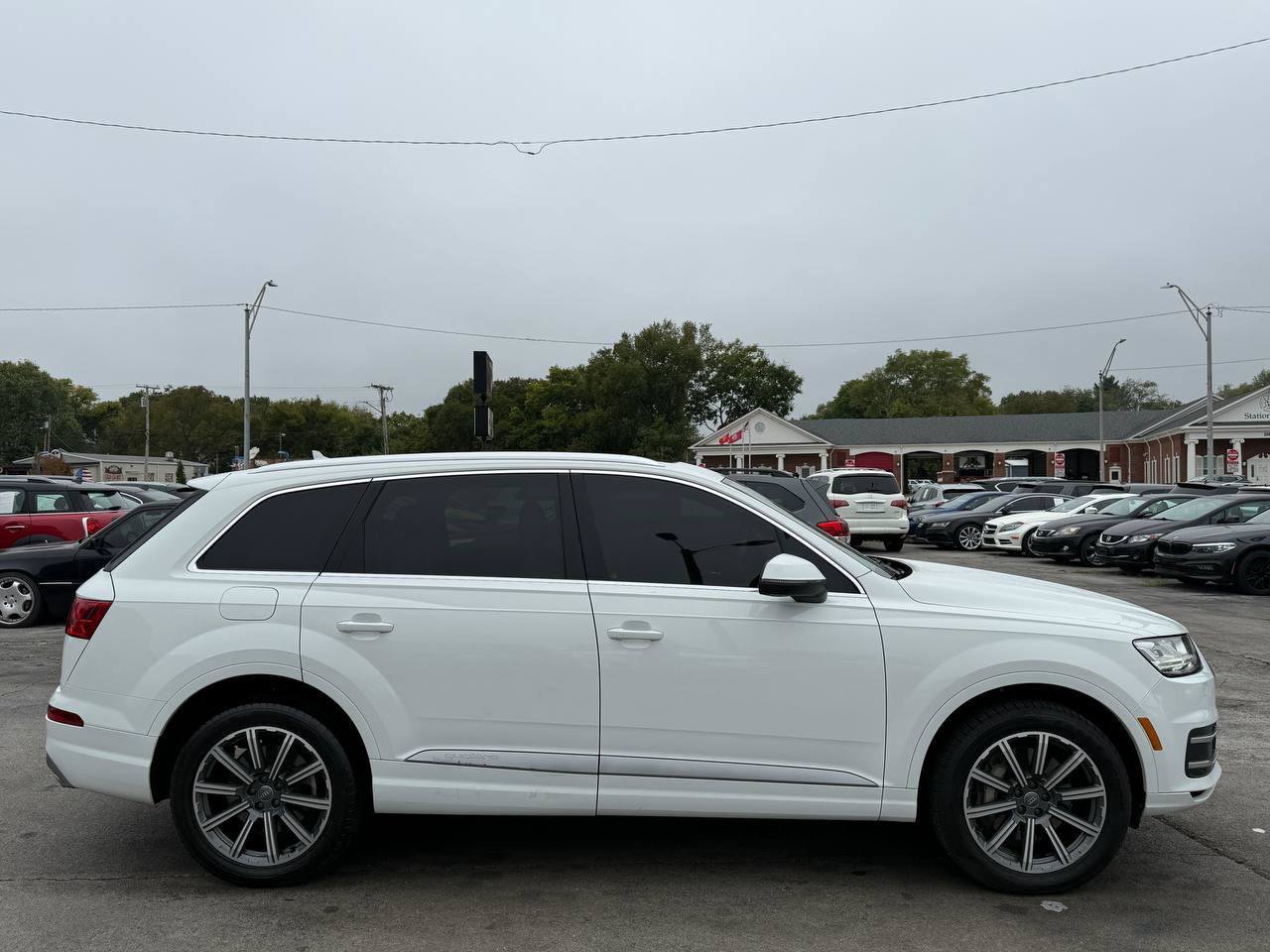Used 2017 Audi Q7 3.0T Prestige AWD/4WD image 11