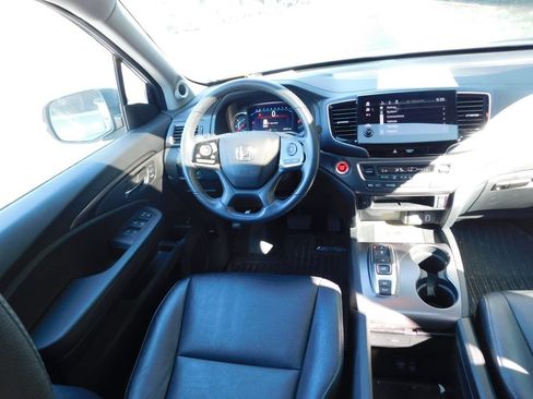 Certified 2022 Honda Pilot Special Edition image 2