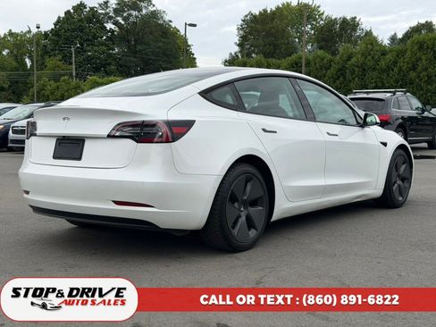 Used 2021 Tesla Model 3 Standard Range Plus RWD image 5