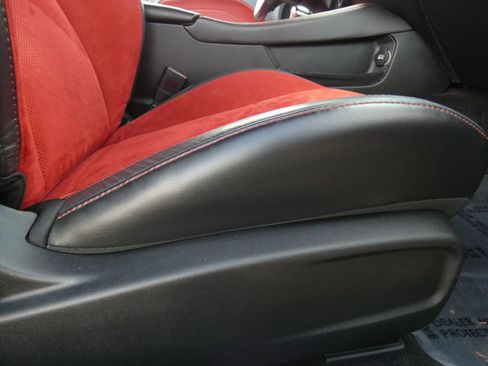 Used 2017 Dodge Challenger R/T Scat Pack w/ Dynamics Package image 33