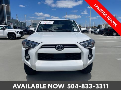 Certified 2023 Toyota 4Runner SR5 AWD/4WD image 9