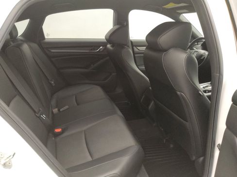 Used 2019 Honda Accord Sport image 19