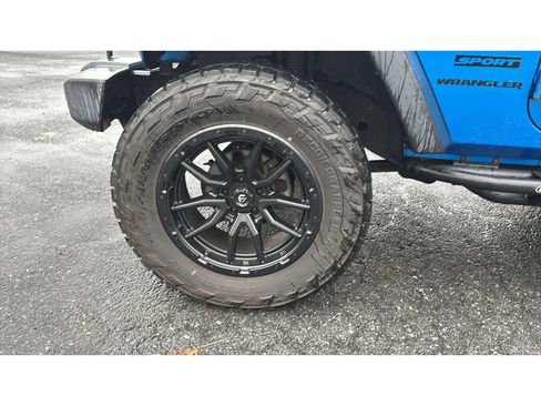 Used 2016 Jeep Wrangler Sport w/ Quick Order Package 24S image 21