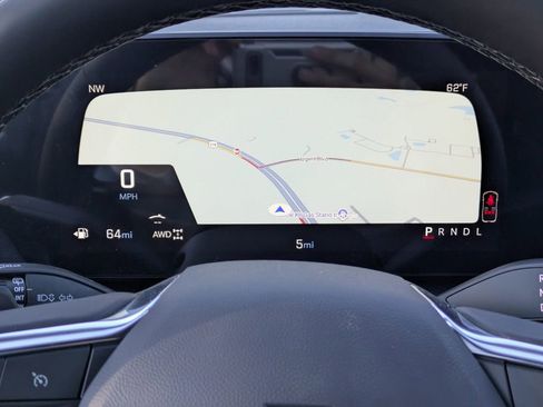 New 2026 Chevrolet Equinox LT w/ Convenience Package II image 29