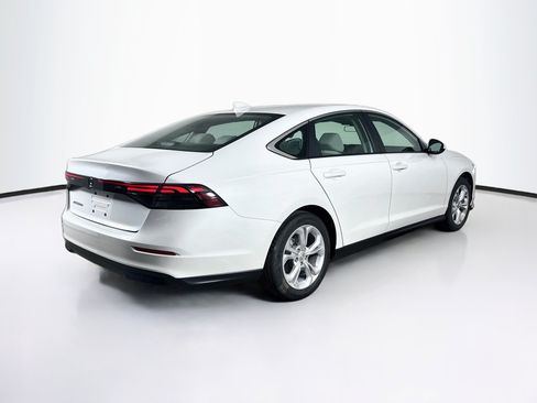 Certified 2026 Honda Accord LX image 30