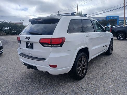 Used 2017 Jeep Grand Cherokee Limited 75th Anniversary image 22