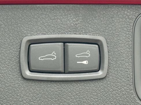 New 2026 Porsche Macan Turbo AWD/4WD image 19